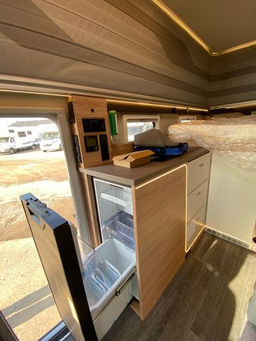 Новий Напівінтегрований автобудинок Knaus Tourer CUV 500 MQ CUVISION ,mit Slide Bett,4pers: фото 15 Новий Напівінтегрований автобудинок Knaus Tourer CUV 500 MQ CUVISION ,mit Slide Bett,4pers: фото 15