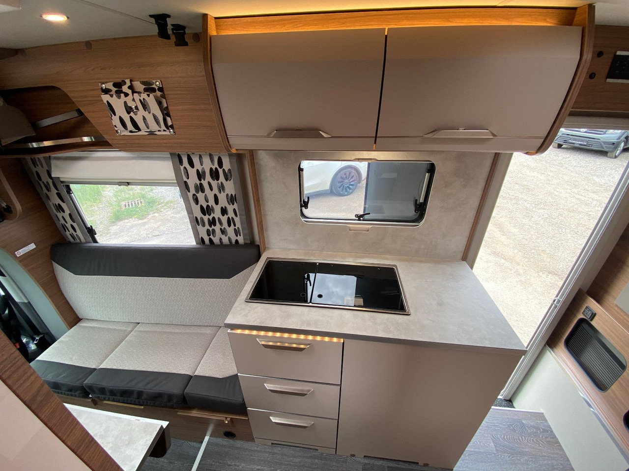 Напівінтегрований автобудинок Knaus Tourer Van 500 LT, slide Bett, 4 P. Zulassung: фото 14