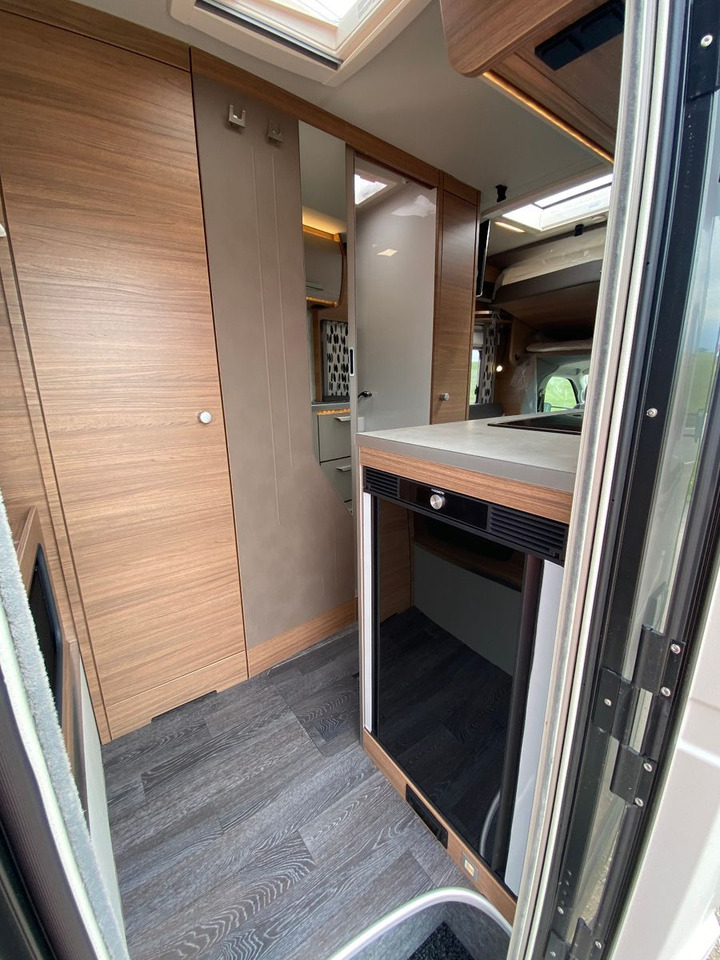 Напівінтегрований автобудинок Knaus Tourer Van 500 LT, slide Bett, 4 P. Zulassung: фото 16