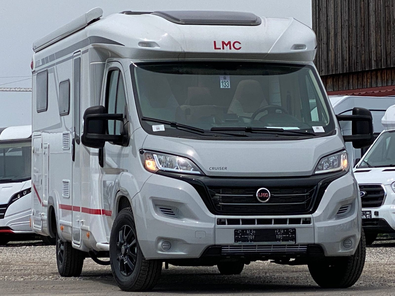 LMC Cruiser V 646 G, SAT, Navi, Sondermodell,16 Zoll - Напівінтегрований автобудинок: фото 1 LMC Cruiser V 646 G, SAT, Navi, Sondermodell,16 Zoll - Напівінтегрований автобудинок: фото 1