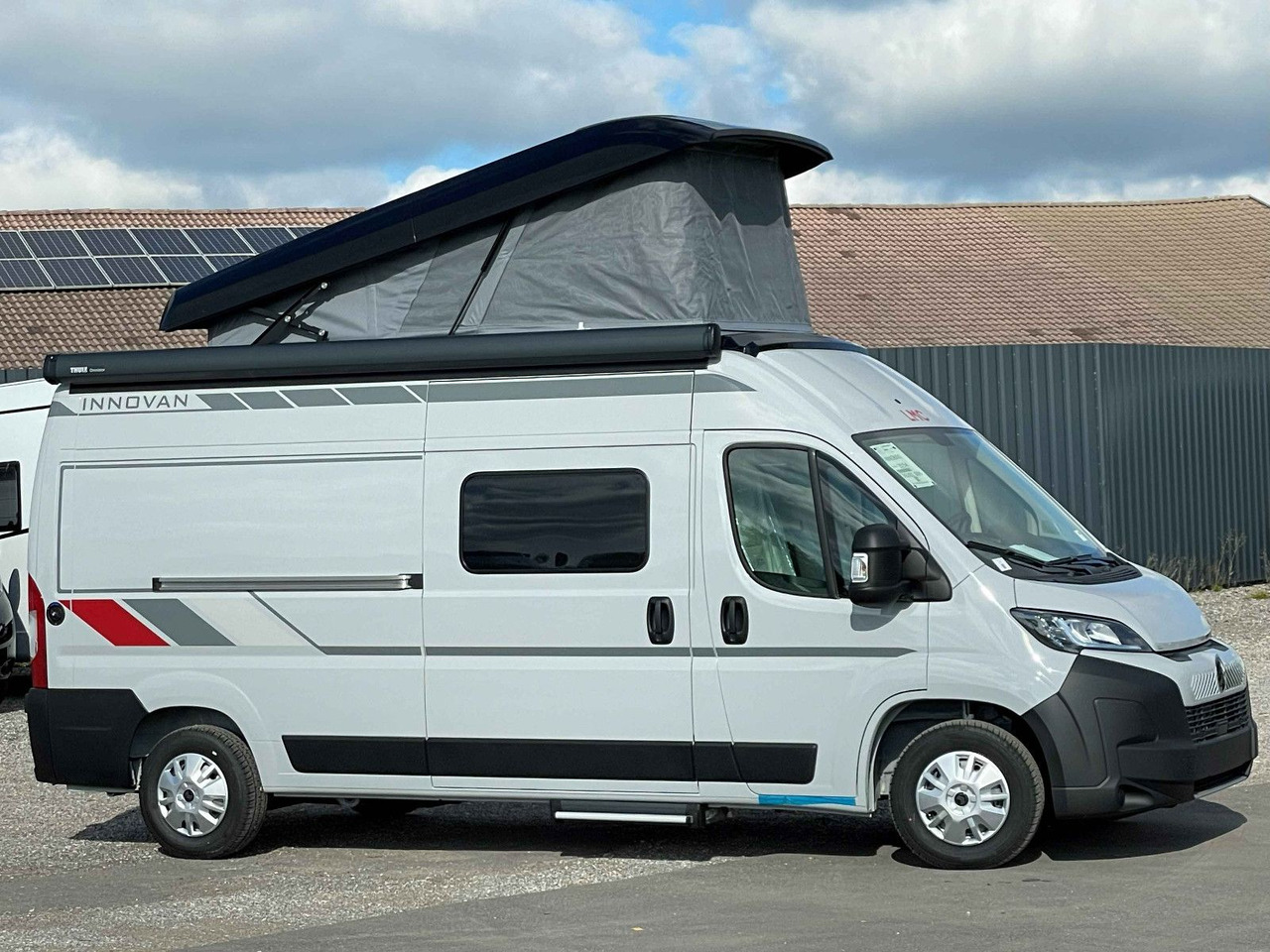 LMC INNOVAN 600 ,ASD, Aufstelldach,26 Modell,Navi - Кастенваген: фото 4 LMC INNOVAN 600 ,ASD, Aufstelldach,26 Modell,Navi - Кастенваген: фото 4