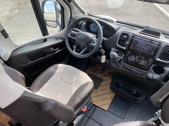 Новий Напівінтегрований автобудинок Weinsberg CaraCompact 600 MEG EDITION [PEPPER]25 Modell S7: фото 12