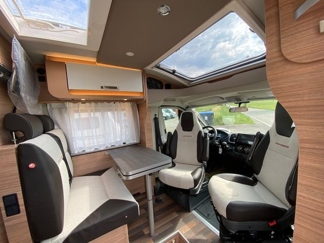 Новий Напівінтегрований автобудинок Weinsberg CaraCompact 600 MEG EDITION [PEPPER]25 Modell S7: фото 19