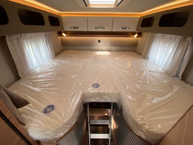 Новий Напівінтегрований автобудинок Weinsberg CaraCompact 600 MEG EDITION [PEPPER]25 Modell S7: фото 16