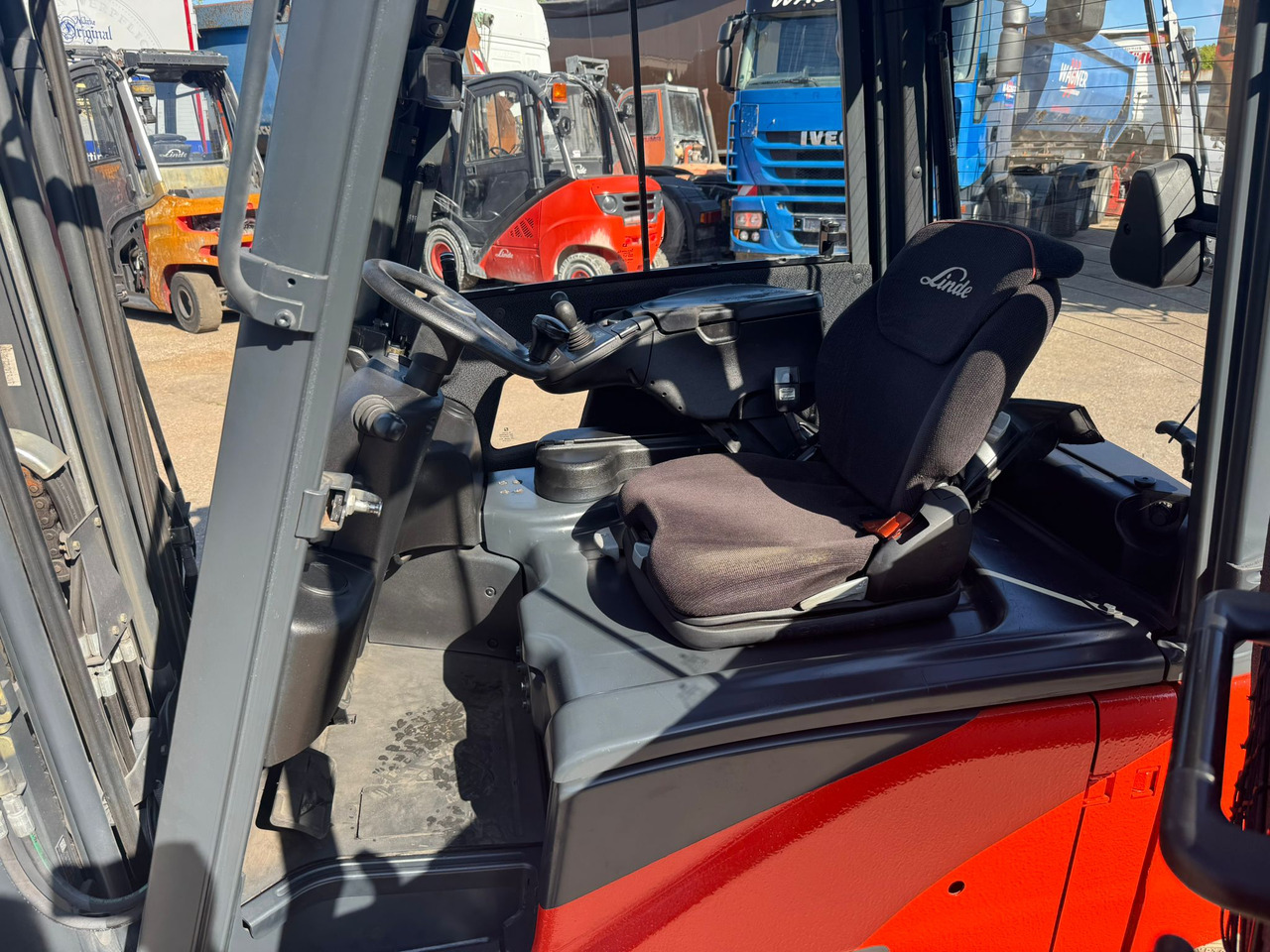LINDE E20PHL-02 Elektro Triplex Kabine Heizung integriertes Ladegerät - Електронавантажувач: фото 5 LINDE E20PHL-02 Elektro Triplex Kabine Heizung integriertes Ladegerät - Електронавантажувач: фото 5