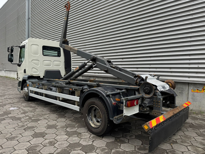 DAF LF 45.180 / Hook System / Manual / TUV: 11-2025 / Belgium Truck - Гаковий мультиліфт вантажівка: фото 4 DAF LF 45.180 / Hook System / Manual / TUV: 11-2025 / Belgium Truck - Гаковий мультиліфт вантажівка: фото 4
