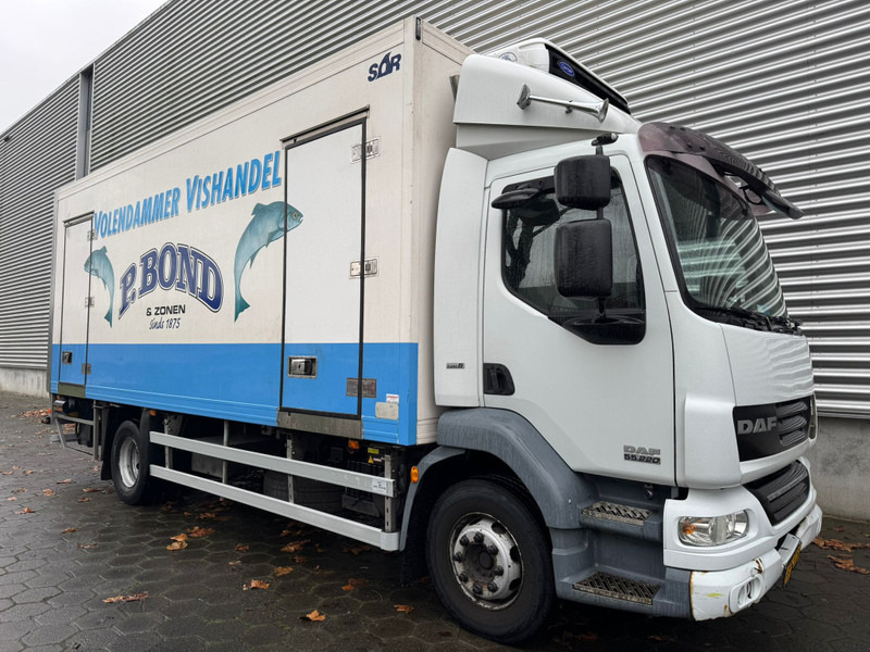 DAF LF 55.220 / Carrier / 6 Cilinder / Tail Lift / Euro 5 / 380.000 KM / NL Truck - Рефрижератор вантажівка: фото 2 DAF LF 55.220 / Carrier / 6 Cilinder / Tail Lift / Euro 5 / 380.000 KM / NL Truck - Рефрижератор вантажівка: фото 2