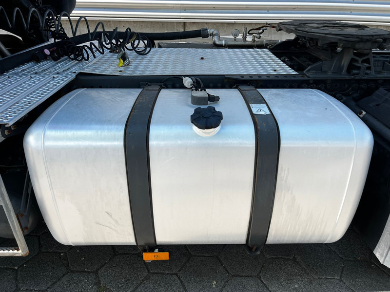 Тягач Mercedes-Benz Actros 1843 / Retarder / Hydarulic / ADR: фото 15 Тягач Mercedes-Benz Actros 1843 / Retarder / Hydarulic / ADR: фото 15