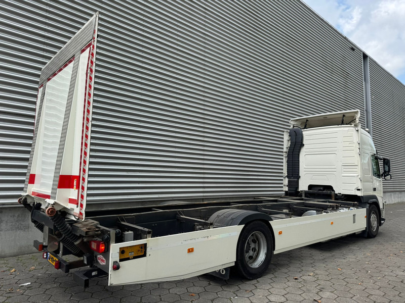Volvo FM 330 XL EEV / I-Shift / VEB+ / 334.000..KM!! / Tail Lift / NL Truck - Контейнеровоз/ Змінний кузов вантажівка: фото 3 Volvo FM 330 XL EEV / I-Shift / VEB+ / 334.000..KM!! / Tail Lift / NL Truck - Контейнеровоз/ Змінний кузов вантажівка: фото 3