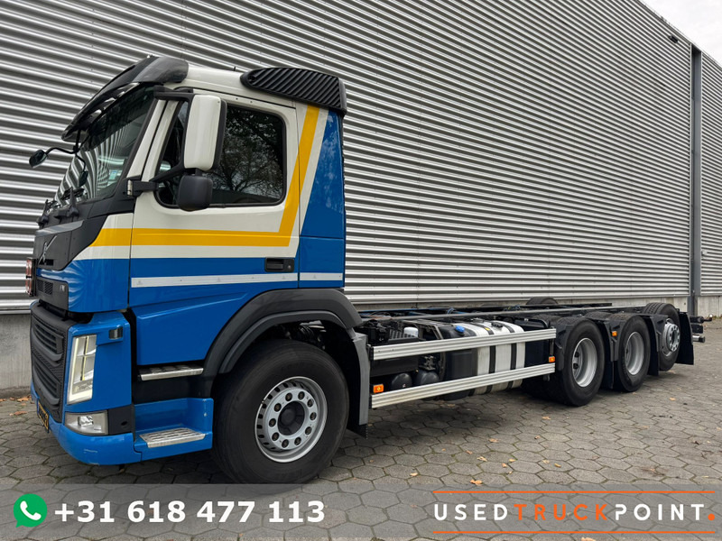 Volvo FM 410 / 8X4 / I-Shift / ADR / Tridem / TUV: 6-2026 / NL Truck - Вантажівка шасі: фото 1 Volvo FM 410 / 8X4 / I-Shift / ADR / Tridem / TUV: 6-2026 / NL Truck - Вантажівка шасі: фото 1