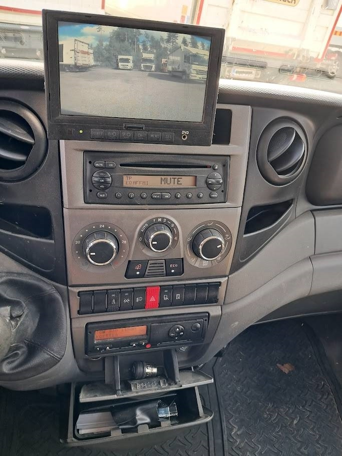 Iveco Daily 70 C17 Doppel 3.0 - Бортова вантажівка/ Платформа: фото 3 Iveco Daily 70 C17 Doppel 3.0 - Бортова вантажівка/ Платформа: фото 3