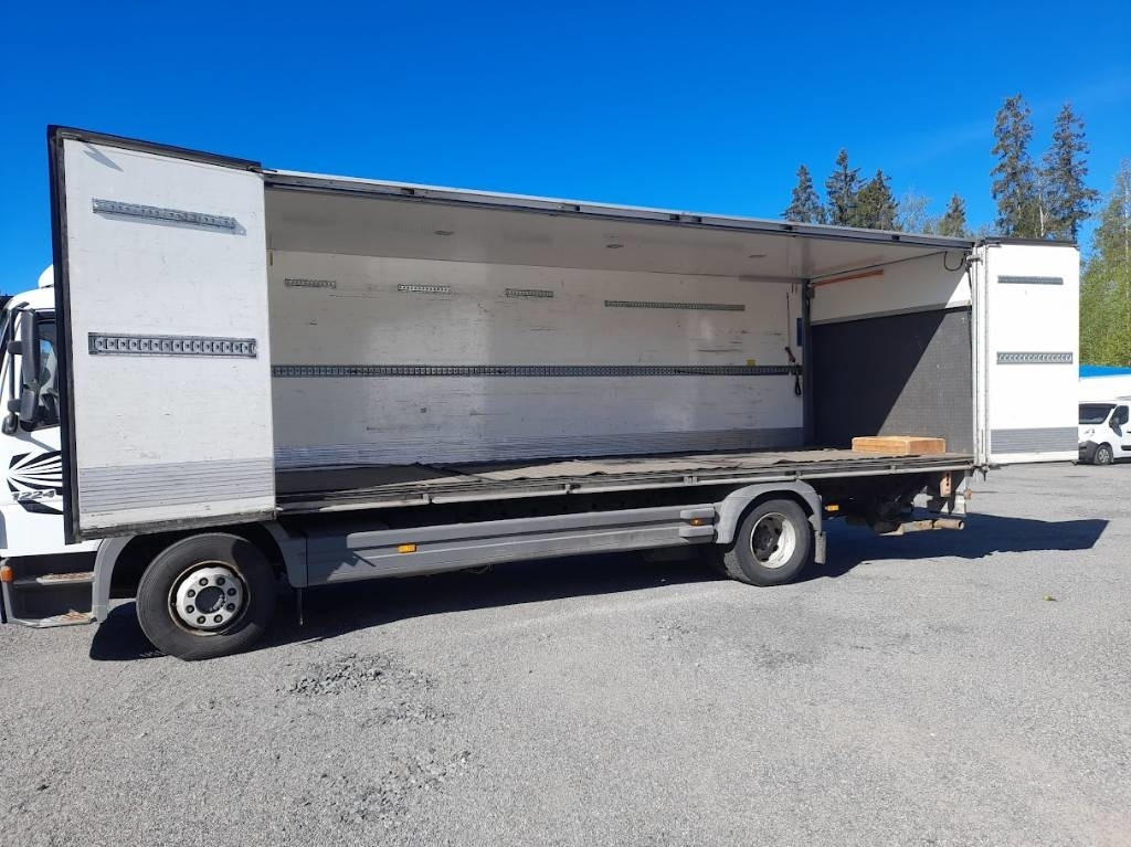 Mercedes-Benz Atego - Вантажівка з закритим кузовом: фото 1 Mercedes-Benz Atego - Вантажівка з закритим кузовом: фото 1