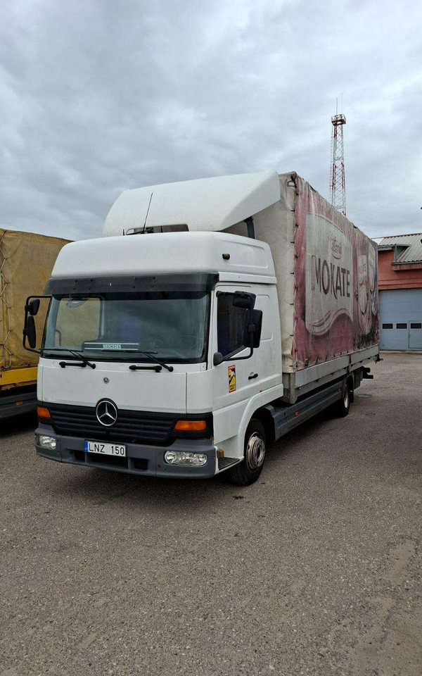 Mercedes-Benz 818 L - Тентована вантажівка: фото 1 Mercedes-Benz 818 L - Тентована вантажівка: фото 1