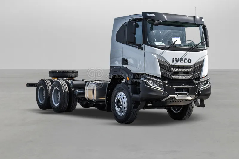 Iveco T-WAY AT380T47H 6x4 R24 Tyres Chassis - Barcelona Stock - Вантажівка шасі: фото 1 Iveco T-WAY AT380T47H 6x4 R24 Tyres Chassis - Barcelona Stock - Вантажівка шасі: фото 1