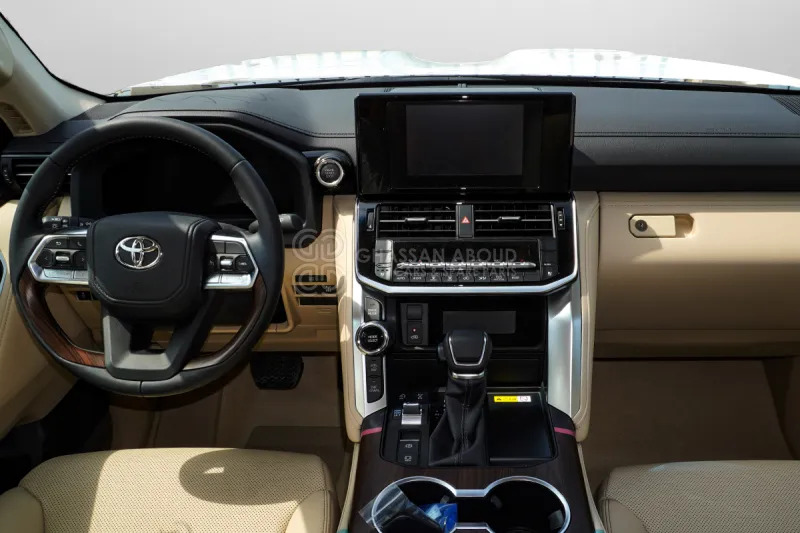 Позашляховик Toyota Land Cruiser 300: фото 6 Позашляховик Toyota Land Cruiser 300: фото 6