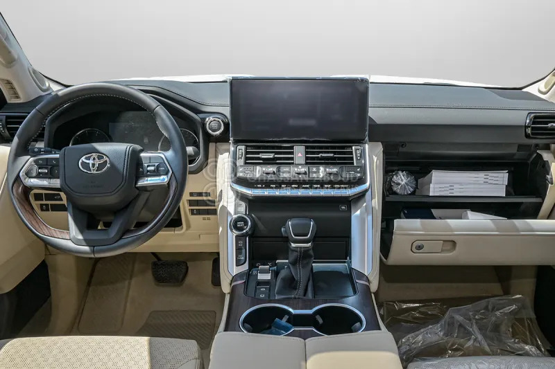 Toyota Land Cruiser 300 - Позашляховик: фото 5 Toyota Land Cruiser 300 - Позашляховик: фото 5