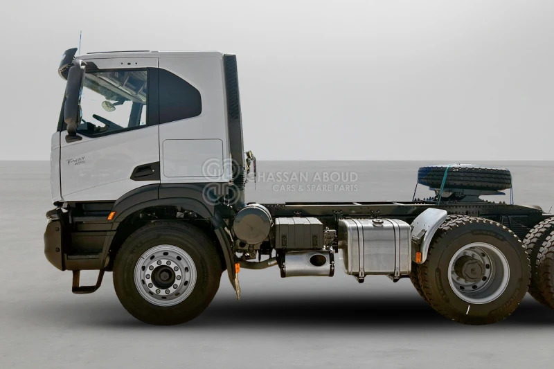 Iveco T-WAY AT720T47TH 6×4 R24 Tyres Tractor Head - Barcelona Stock - Тягач: фото 2 Iveco T-WAY AT720T47TH 6×4 R24 Tyres Tractor Head - Barcelona Stock - Тягач: фото 2