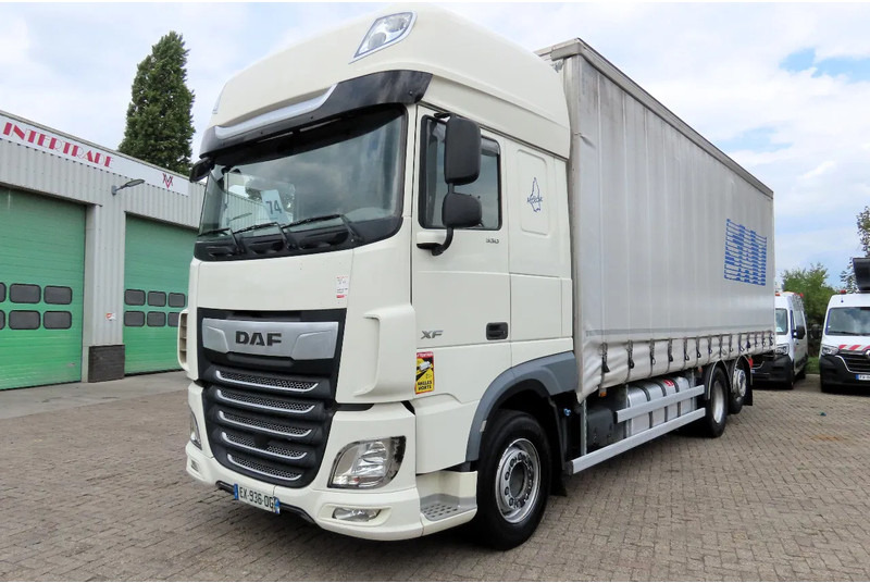 DAF XF 530 6x2 Frigo, lift roof, moving axel, P-cooling, etc - Тентована вантажівка: фото 4 DAF XF 530 6x2 Frigo, lift roof, moving axel, P-cooling, etc - Тентована вантажівка: фото 4