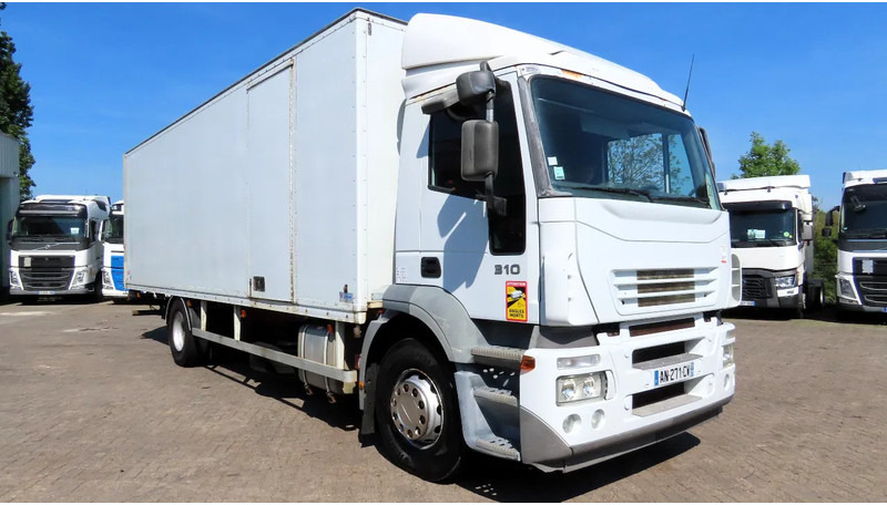 Iveco Stralis 310 8.60m box! Manual gerabox, Great state - Вантажівка з закритим кузовом: фото 2 Iveco Stralis 310 8.60m box! Manual gerabox, Great state - Вантажівка з закритим кузовом: фото 2