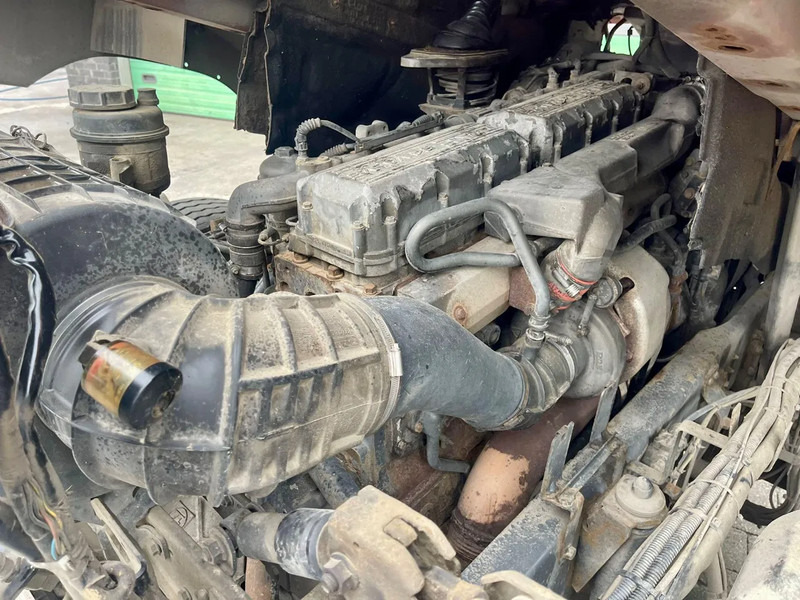 DAF CF 85.430 MANUAL ! TOP Condition ! - Тягач: фото 4 DAF CF 85.430 MANUAL ! TOP Condition ! - Тягач: фото 4