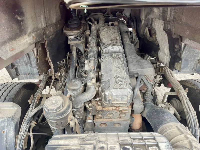 DAF CF 85.430 MANUAL ! TOP Condition ! - Тягач: фото 3 DAF CF 85.430 MANUAL ! TOP Condition ! - Тягач: фото 3