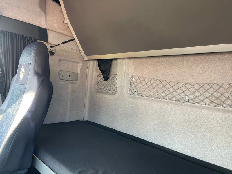Тягач MAN TGX 14.440 EVV EURO5, RETARDER, FRIGO, 2 beds: фото 19