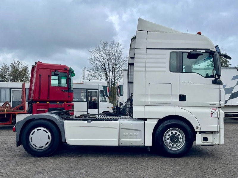 MAN TGX 18.500 RETARDER, HYDRAULIC, 2X FUEL TANK ACC, FRIGO, NAVI, PTO - Тягач: фото 5 MAN TGX 18.500 RETARDER, HYDRAULIC, 2X FUEL TANK ACC, FRIGO, NAVI, PTO - Тягач: фото 5