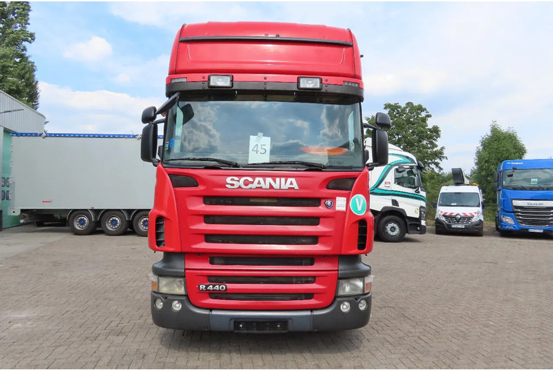 Scania R440 2 tanks Frigo, 927381km, no rust chassis - Тягач: фото 2 Scania R440 2 tanks Frigo, 927381km, no rust chassis - Тягач: фото 2