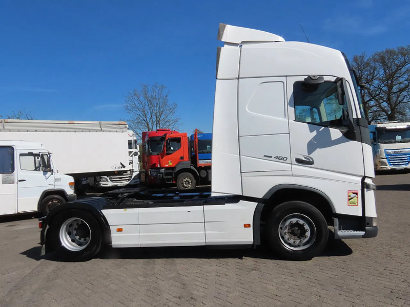Volvo FH 460 YV2RTY0A3JB867622 FRIGO, 2X FUEL TANK, frigo, EURO6 - Тягач: фото 4 Volvo FH 460 YV2RTY0A3JB867622 FRIGO, 2X FUEL TANK, frigo, EURO6 - Тягач: фото 4