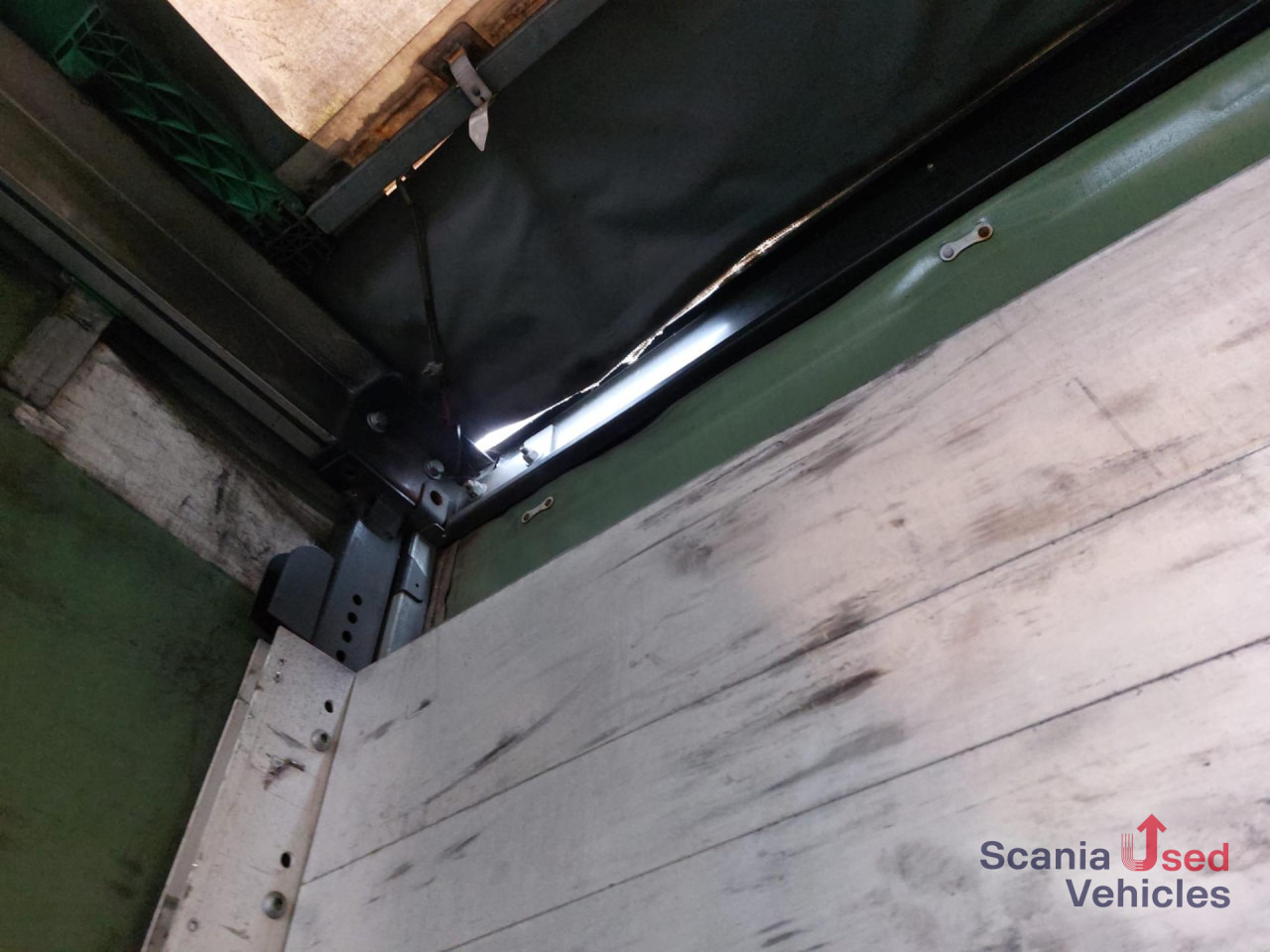 SCHWARZMUELLER 2 Achs-Anhänger Heckportaltüren 2,80m - Тентований причіп: фото 3 SCHWARZMUELLER 2 Achs-Anhänger Heckportaltüren 2,80m - Тентований причіп: фото 3