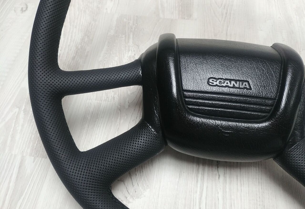 Scania NEW LEATHER Scania 4 - Рульове колесо в категорії Вантажівки: фото 4 Scania NEW LEATHER Scania 4 - Рульове колесо в категорії Вантажівки: фото 4