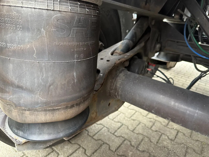 Контейнеровоз/ Змінний кузов напівпричіп Burg 20FT ADR (EX/II, EX/III, FL, AT) Chassis, Empty weight : 3.690kg, SAF INTRADISC, 2x Liftaxle, NL-chassis: фото 18 Контейнеровоз/ Змінний кузов напівпричіп Burg 20FT ADR (EX/II, EX/III, FL, AT) Chassis, Empty weight : 3.690kg, SAF INTRADISC, 2x Liftaxle, NL-chassis: фото 18