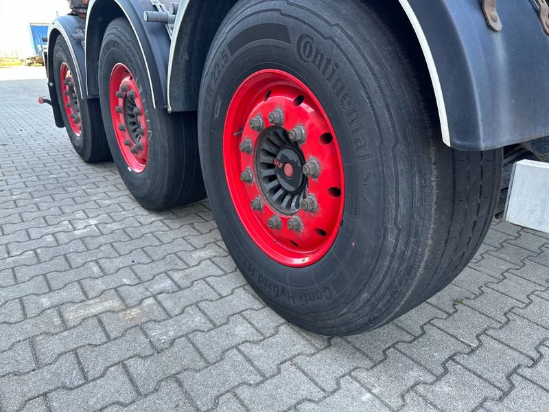 Контейнеровоз/ Змінний кузов напівпричіп Burg 20FT ADR (EX/II, EX/III, FL, AT), Leergewicht: 3.690kg, SAF INTRADISC, 2x liftaxle, ALCOA, NL-Chassis, APK/ADR: 08-2025: фото 12