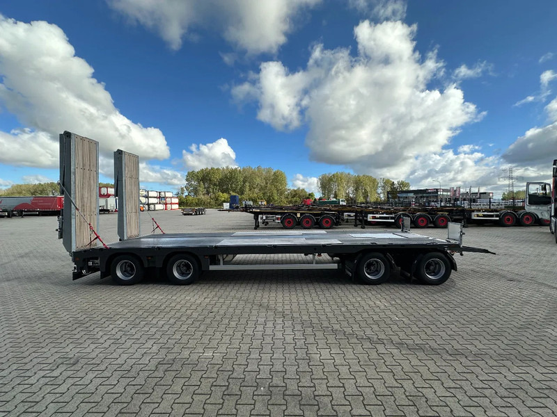 Faymonville MAX600-S-4-8.90-U, 4 axles (2 + 2), hydraulic ramps, loading-floor 8.90cm, NEW!! - Автовоз причіп: фото 4 Faymonville MAX600-S-4-8.90-U, 4 axles (2 + 2), hydraulic ramps, loading-floor 8.90cm, NEW!! - Автовоз причіп: фото 4