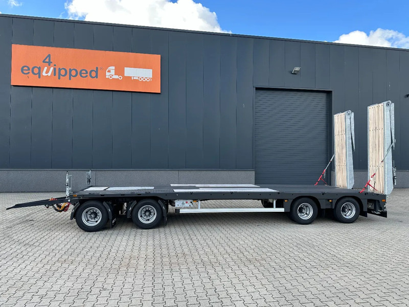 Faymonville MAX600-S-4-8.90-U, 4 axles (2 + 2), hydraulic ramps, loading-floor 8.90cm, NEW!! - Автовоз причіп: фото 3 Faymonville MAX600-S-4-8.90-U, 4 axles (2 + 2), hydraulic ramps, loading-floor 8.90cm, NEW!! - Автовоз причіп: фото 3