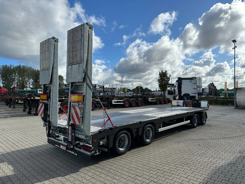 Faymonville MAX600-S-4-8.90-U, 4 axles (2 + 2), hydraulic ramps, loading-floor 8.90cm, NEW!! - Автовоз причіп: фото 5 Faymonville MAX600-S-4-8.90-U, 4 axles (2 + 2), hydraulic ramps, loading-floor 8.90cm, NEW!! - Автовоз причіп: фото 5