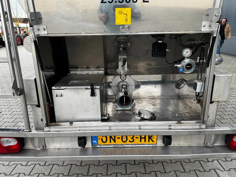 Van Hool LEVENSMIDDEL / RVS Rahmen / Leergewicht: 5.860kg / 29.500L / 1-Kammer+ 1 Schwallwand / Scheibebremse / NL / APK 03-2026 - Напівпричіп цистерна: фото 5 Van Hool LEVENSMIDDEL / RVS Rahmen / Leergewicht: 5.860kg / 29.500L / 1-Kammer+ 1 Schwallwand / Scheibebremse / NL / APK 03-2026 - Напівпричіп цистерна: фото 5