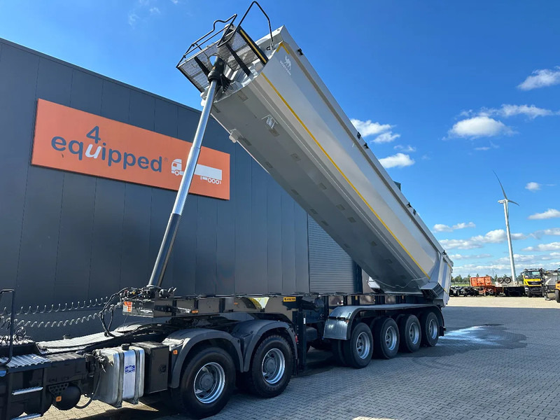 Wielton NEW / UNUSED 4-axle HEAVY-DUTY tipper, HARDOX, 16 tires, 32CBM, NO DOCUMENTS!!! - Самоскид напівпричіп: фото 1 Wielton NEW / UNUSED 4-axle HEAVY-DUTY tipper, HARDOX, 16 tires, 32CBM, NO DOCUMENTS!!! - Самоскид напівпричіп: фото 1