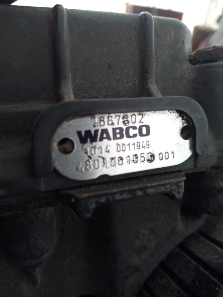 DAF XF106 - Гальмівний клапан: фото 1 DAF XF106 - Гальмівний клапан: фото 1