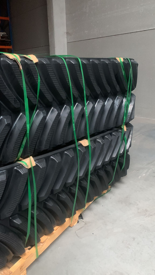 Rubber track for Challenger MT700 25 ", 30" and 36" - Гусениці в категорії Сільськогосподарська техніка: фото 3 Rubber track for Challenger MT700 25 ", 30" and 36" - Гусениці в категорії Сільськогосподарська техніка: фото 3
