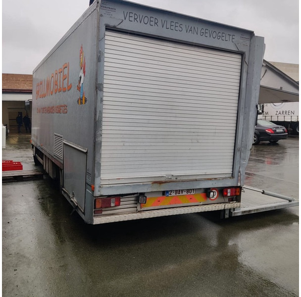 MAN 26.372 - Вантажівка з закритим кузовом: фото 2 MAN 26.372 - Вантажівка з закритим кузовом: фото 2