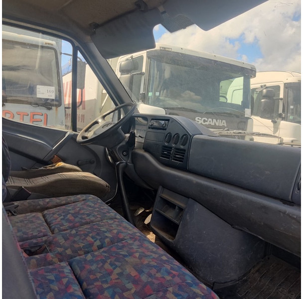 Mercedes-Benz TN-412-DD - Легка бортова вантажівка: фото 5 Mercedes-Benz TN-412-DD - Легка бортова вантажівка: фото 5