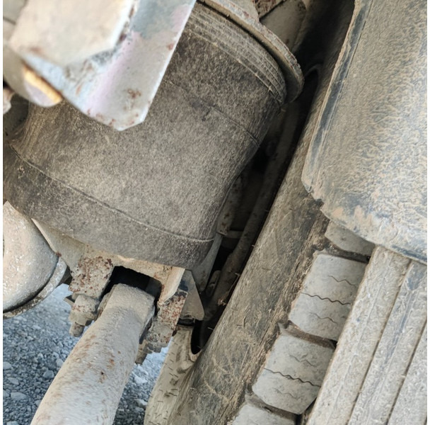 Самоскид вантажівка Volvo FH12-380: фото 12