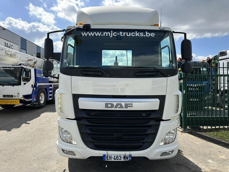 DAF CF 460 4x2 19T MARREL ABROLLKIPPER HAKEN - 5.10M + 1.30M Ausziehbarer Stoßstange - EURO 6 - 13L ENGINE - ZF AUTO - Гаковий мультиліфт вантажівка: фото 2 DAF CF 460 4x2 19T MARREL ABROLLKIPPER HAKEN - 5.10M + 1.30M Ausziehbarer Stoßstange - EURO 6 - 13L ENGINE - ZF AUTO - Гаковий мультиліфт вантажівка: фото 2