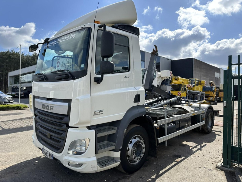 DAF CF 460 4x2 19T MARREL ABROLLKIPPER HAKEN - 5.10M + 1.30M Ausziehbarer Stoßstange - EURO 6 - 13L ENGINE - ZF AUTO - Гаковий мультиліфт вантажівка: фото 3 DAF CF 460 4x2 19T MARREL ABROLLKIPPER HAKEN - 5.10M + 1.30M Ausziehbarer Stoßstange - EURO 6 - 13L ENGINE - ZF AUTO - Гаковий мультиліфт вантажівка: фото 3