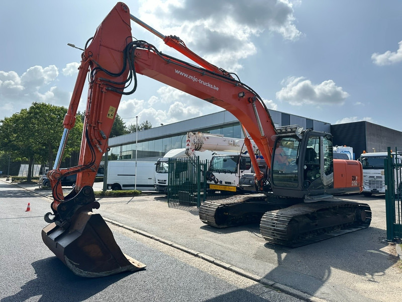 Hitachi ZAXIS ZX250LC-3 *FULL HYDR* - 25.6 T - QUICK HITCH - ISUZU - CE - BE MACHINE - GOOD CONDITION - Гусеничний екскаватор: фото 2 Hitachi ZAXIS ZX250LC-3 *FULL HYDR* - 25.6 T - QUICK HITCH - ISUZU - CE - BE MACHINE - GOOD CONDITION - Гусеничний екскаватор: фото 2