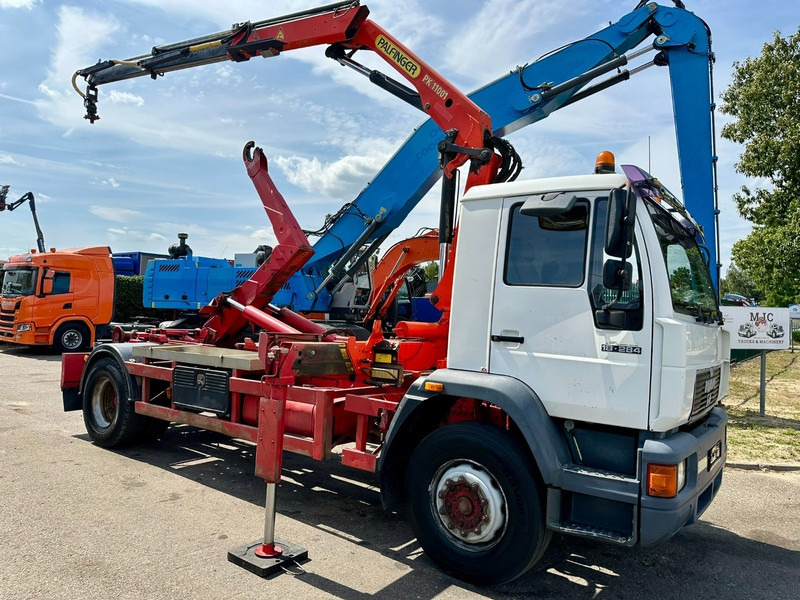MAN 18.284 HOOKLIFT + CRANE PALFINGER PK 11001 A - TÜV 05/2026 - STEEL SPRING / BLATT / LAMES - BE TRUCK - Гаковий мультиліфт вантажівка, Вантажівка з маніпулятором: фото 1 MAN 18.284 HOOKLIFT + CRANE PALFINGER PK 11001 A - TÜV 05/2026 - STEEL SPRING / BLATT / LAMES - BE TRUCK - Гаковий мультиліфт вантажівка, Вантажівка з маніпулятором: фото 1
