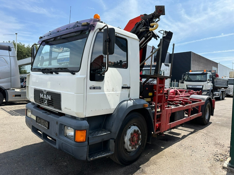 MAN 18.284 HOOKLIFT + CRANE PALFINGER PK 11001 A - TÜV 05/2026 - STEEL SPRING / BLATT / LAMES - BE TRUCK - Гаковий мультиліфт вантажівка, Вантажівка з маніпулятором: фото 4 MAN 18.284 HOOKLIFT + CRANE PALFINGER PK 11001 A - TÜV 05/2026 - STEEL SPRING / BLATT / LAMES - BE TRUCK - Гаковий мультиліфт вантажівка, Вантажівка з маніпулятором: фото 4