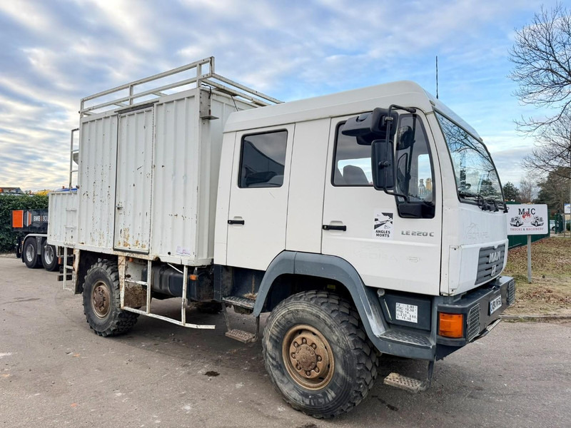 MAN LE 220 C 4x4 CAMPING CAR - WOHNMOBILBASIS - CAMION EXPEDITION - CAMPER BASE - Вантажівка з закритим кузовом: фото 1 MAN LE 220 C 4x4 CAMPING CAR - WOHNMOBILBASIS - CAMION EXPEDITION - CAMPER BASE - Вантажівка з закритим кузовом: фото 1