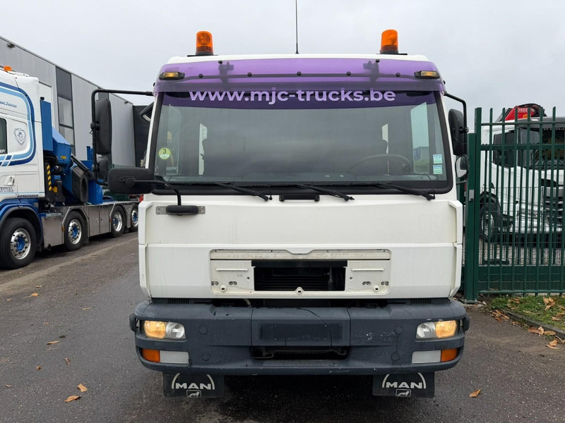 MAN LE 8.180 CLOSED BOX / KOFFER - DOKA - MANUAL GEARBOX - *248.000km* - STEEL SPRING / BLATT / LAMES - BE TRUCK - Вантажівка з закритим кузовом: фото 2 MAN LE 8.180 CLOSED BOX / KOFFER - DOKA - MANUAL GEARBOX - *248.000km* - STEEL SPRING / BLATT / LAMES - BE TRUCK - Вантажівка з закритим кузовом: фото 2